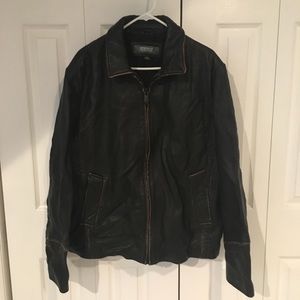 Men’s Kenneth Cole Reaction leather jacket. XL